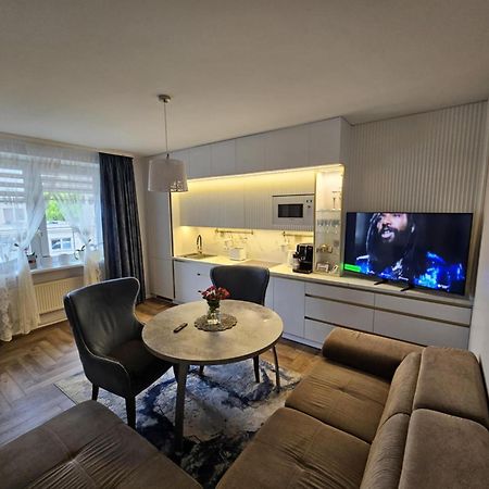 Medziotoju Apartment In Old City Palanga Dış mekan fotoğraf