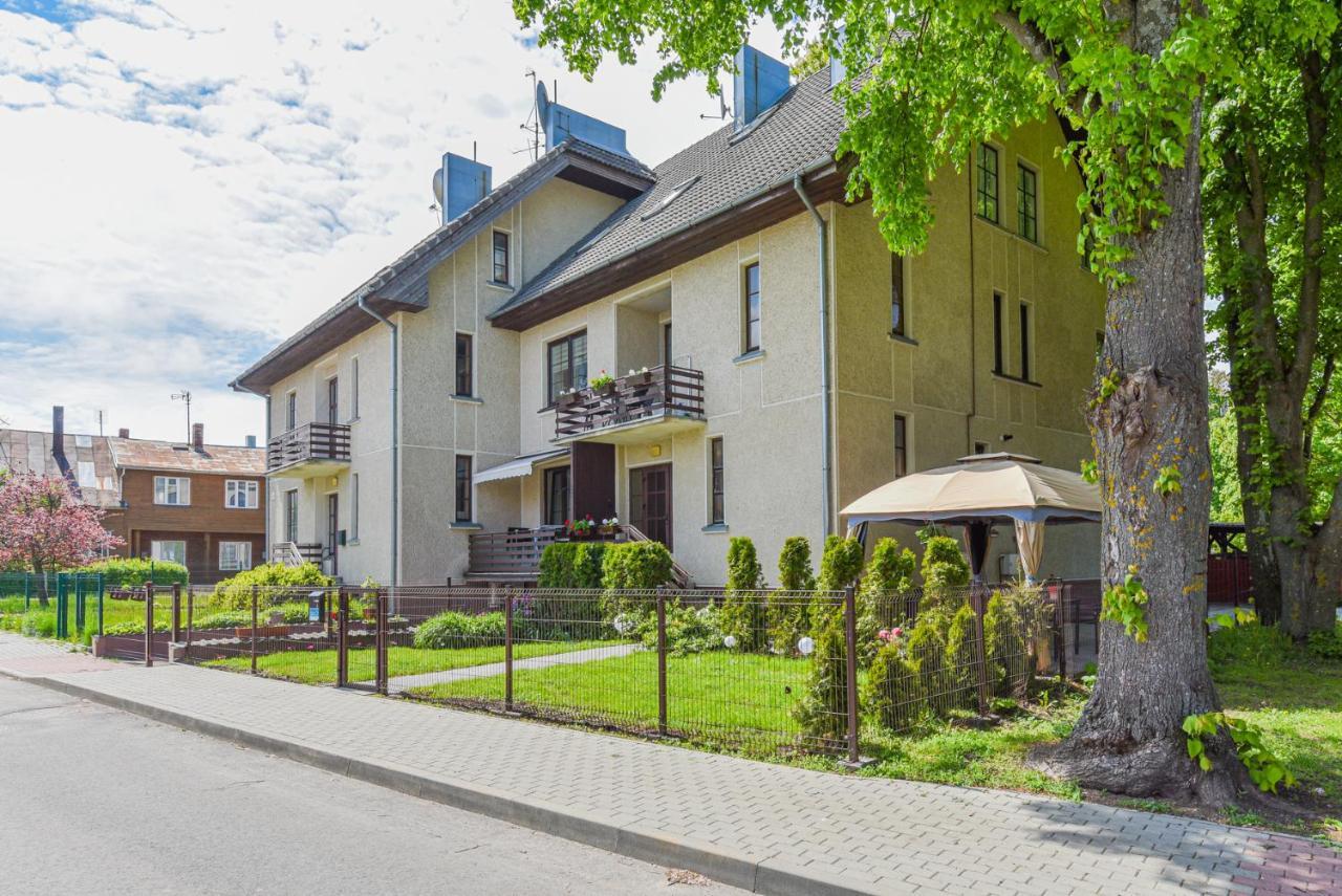 Medziotoju Apartment In Old City Palanga Dış mekan fotoğraf
