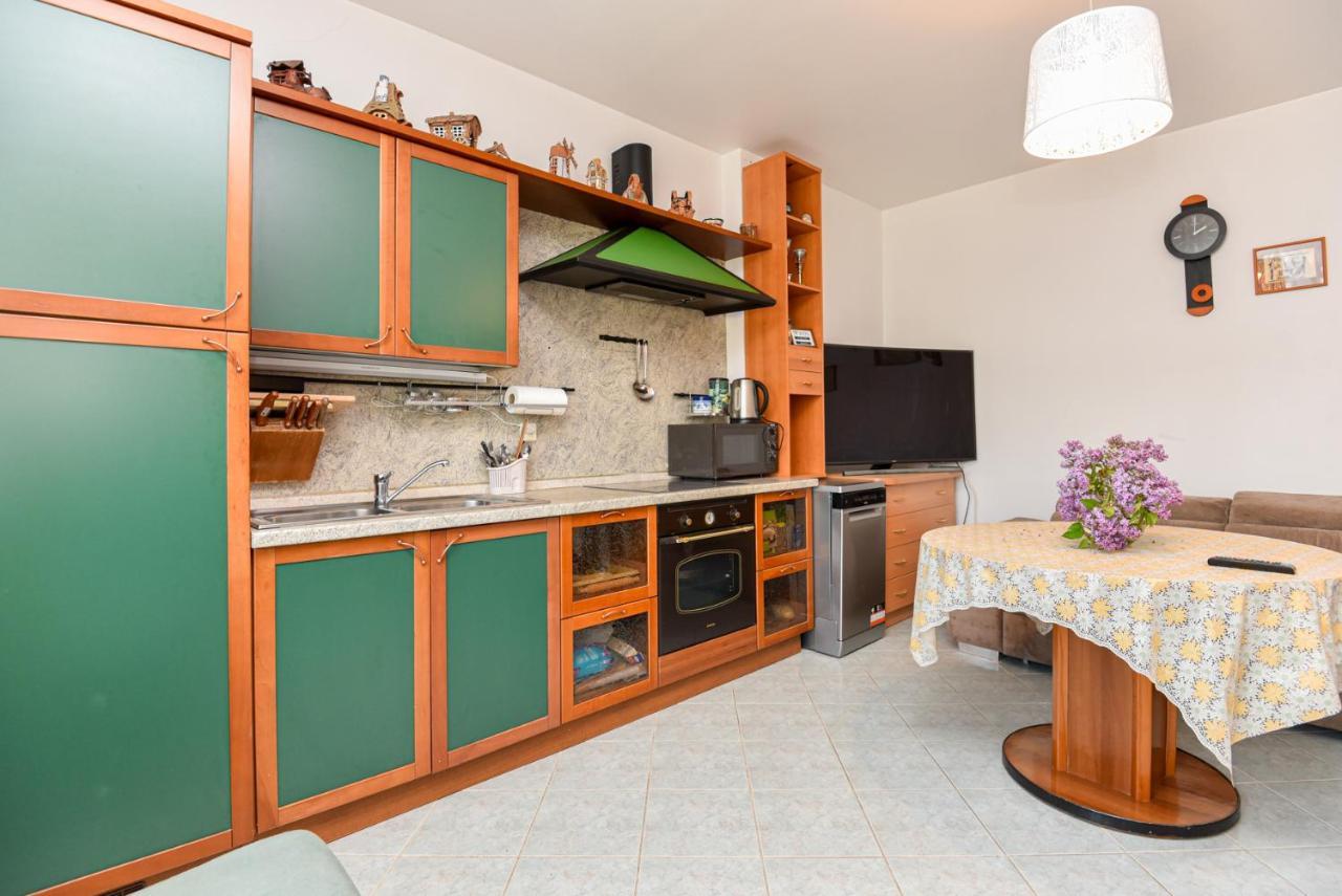 Medziotoju Apartment In Old City Palanga Dış mekan fotoğraf
